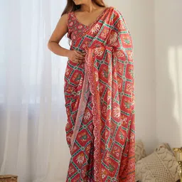 CANIZZARO Ethnic Motifs Sequinned Silk Blend Designer Saree image 5