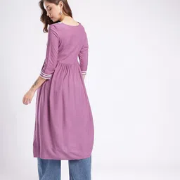 fusion by glitchez Embroidered Gathered A-Line Kurta image 5