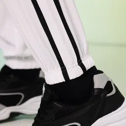HRX by Hrithik Roshan Men Rapid-Dry Training Sports Joggers image 5
