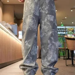 StyleCast Men Wide Leg Mid-Rise Printed Jeans image 2