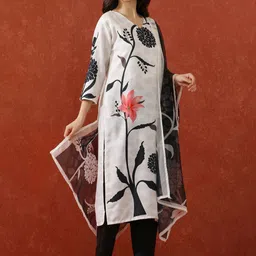 QSH Floral Printed Round Neck Straight Kurta With Trousers & Dupatta-picture-21