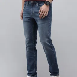 U.S. Polo Assn. Denim Co. Men Brandon Slim Tapered Light Fade Stretchable Jeans image 4