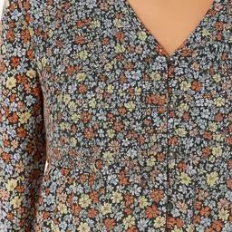 sollobell Women Flora Print Bishop Sleeves Georgette Top image 3