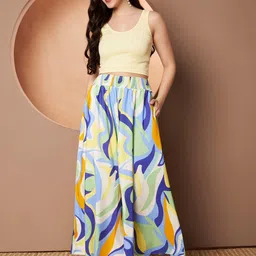 LookShine Women Printed Relaxed Flared Wrinkle Free Trousers image 5