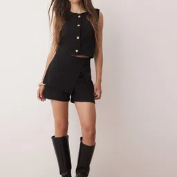 Trendyol Women Textured Slip-On Shorts-picture-48