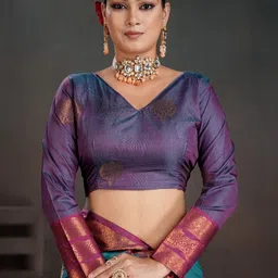 PEENGAX Woven Design Zari Silk Blend Handloom Kanjeevaram Saree image 2