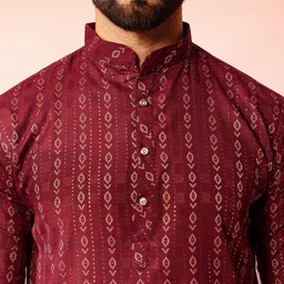 JASHNA Men Printed Regular Kurta with Pyjamas image 3