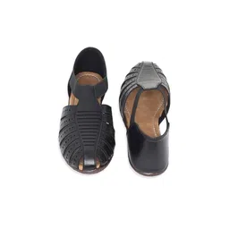 V-WALK Women Textured Gladiators Flats image 3