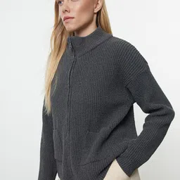 Trendyol Women Ribbed Mock Collar Long Sleeves Zip Pullover image 2