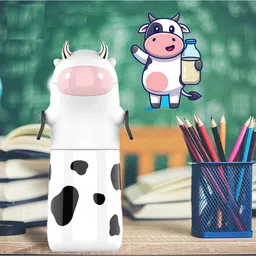 arizuul Tritan Kids Water Bottle – Cow Cartoon Design with Anti-Leak Lid 560 ml Water Bottle image 5