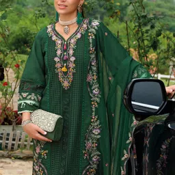 indo era Women Silk Blend Kurta Pant Dupatta Set image 4