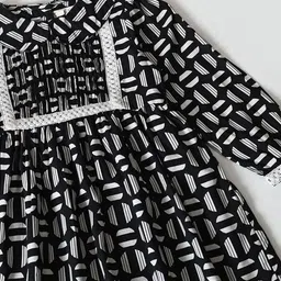 Bella Moda Print Fit & Flare Dress image 5