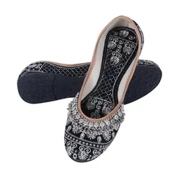 SZN Women Mojaris Flats-image-92