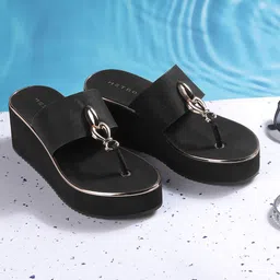 Metro Women Solid Platform Pumps with Bows-picture-16