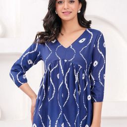Sarai Women Printed V-Neck Empire Top-picture-3