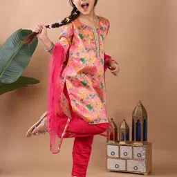 Here&Now X Kinder Kids Girls Floral Printed Regular Kurta with Palazzos & With Dupatta image 2