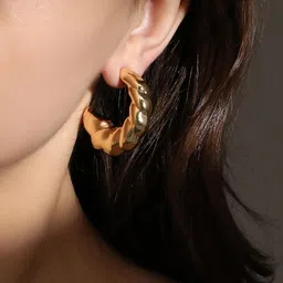SOHI Set Of 2 Gold-Plated Contemporary Chunky Hoop Earrings image 2