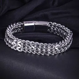 The Roadster Lifestyle Co Men Silver-Plated Link Bracelet image 4
