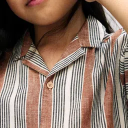 H&M Linen-Blend Resort Shirt image 2
