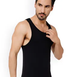 OXYZONE Breathability Basic Innerwear Vests ALONA _BLACK image 2