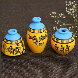 Freakway Yellow Religious Curio Showpiece-picture-28