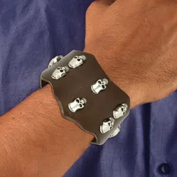 ZIVOM Men Leather Silver-Plated Multistrand Handcrafted Bracelet image 3