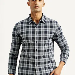Levis Men Classic Slim Fit Checked Spread Collar Cotton Casual Shirt-picture-35