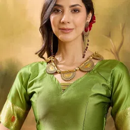 SHADOW & SAINING Floral Zari Silk Blend Designer Banarasi Saree image 3