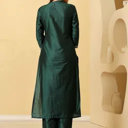 SUAAC Ethnic Motifs Embroidered Band Collar Thread Work Kurta With Trousers image 4