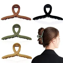 Lyphy Women Set of 4 Matt Finished T-shapes Claw Clip image 5