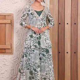 DEEBACO Floral Printed V-Neck Pure Chiffon Tunic With Palazzos image 3