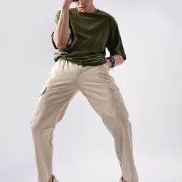 THE BEETEL HOUSE Men Solid Relaxed Mid-Rise Regular Flat-Front Cotton Cargos Trousers image 2