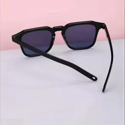 Arzonai Unisex Black Lens & Black Wayfarer Sunglasses with UV Protected Lens image 4