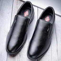 Lee Cooper Men Black Leather Formal Loafers-image-79