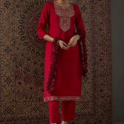 Indo Era Women Ethnic Motifs Embroidered Regular Thread Work Kurta with Trousers-image-86