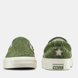 Converse Unisex Textured Suede Slip-On Sneakers image 4