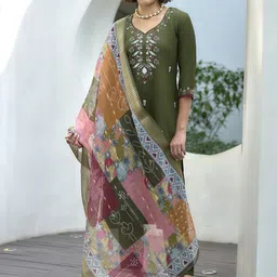 SHREE LAXMINARAYAN EXPORT Women Floral Embroidered Kurta with Trousers & Dupatta-picture-31