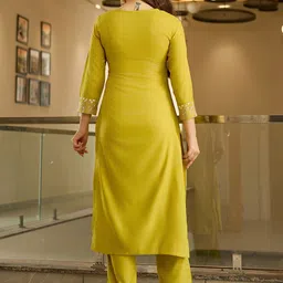 PARNAVI Women Ethnic Motifs Embroidered Kurta with Trousers & Dupatta image 3