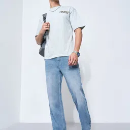 SF JEANS by Pantaloons Men Flared Mid-Rise Light Fade Jeans image 4