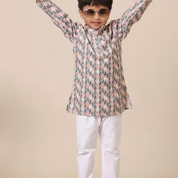 Stuffie Land Boys Embroidered Regular Sequinned Pure Cotton Straight Kurta with Pyjamas image 4