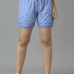Indiankala4u Women Hand Embroidered Chikankari Cotton Shorts with Crochet Hem-picture-14