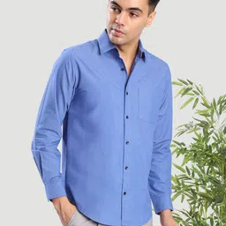 IVOC Men Relaxed Fit Solid Spread Collar Cotton Casual Shirt-image-95