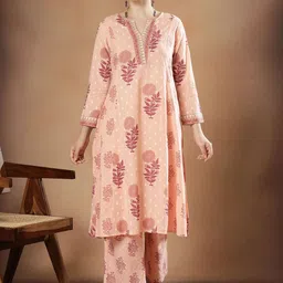 STYLEBAAZI Women Floral Printed Regular Pure Cotton Kurta with Palazzos-image-36