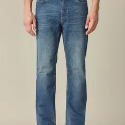 U.S. Polo Assn. Denim Co. Men Straight Fit Mid-Rise Light Fade Stretchable Jeans-picture-35