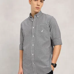 Nautica Classic Fit Checked Pure Cotton Casual Shirt-image-41