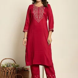 Kiaasa Women Ethnic Motifs Embroidered Thread Work Kurta with Trousers & With Dupatta image 3