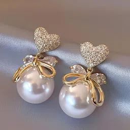 KARISHMA KREATIONS Gold-Plated Stones Studed & Pearls Beaded Heart Shaped Drop Earrings image 3