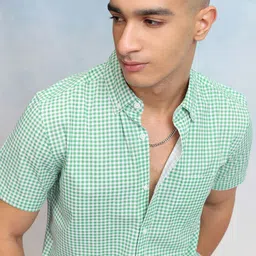 HIGHLANDER Men Gingham Checks Opaque Checked Casual Shirt-picture-25