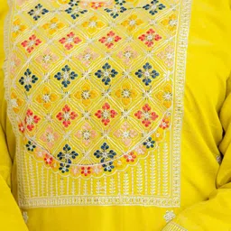Happy Design Women Ethnic Motifs Embroidered Thread Work Kurta with Trousers & Dupatta image 4