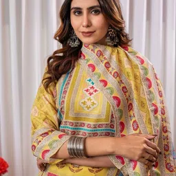 FVD Women Ethnic Motifs Printed Chanderi Silk Kurta with Trousers & Dupatta image 4